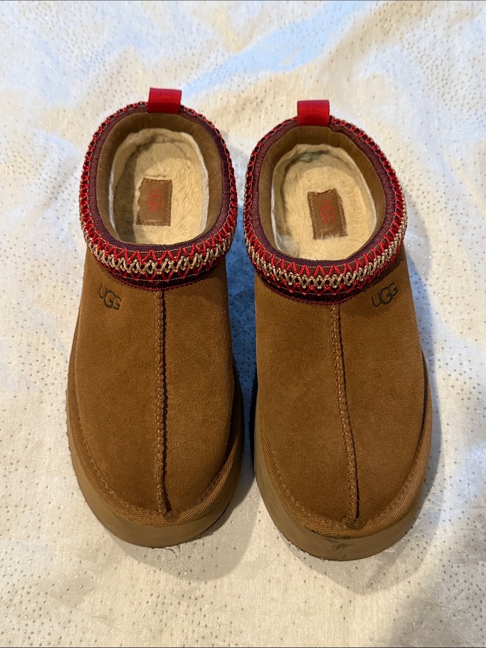 UGG women’s Chestnut Suede Slip-On Clogs with Red Trim size 7